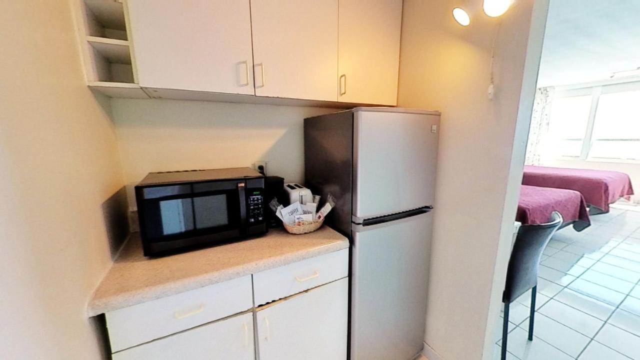 Castle 1733 Ocean View Studio With Direct Beach Access, Pool, Tennis & Free Parking Miami Beach Exterior photo