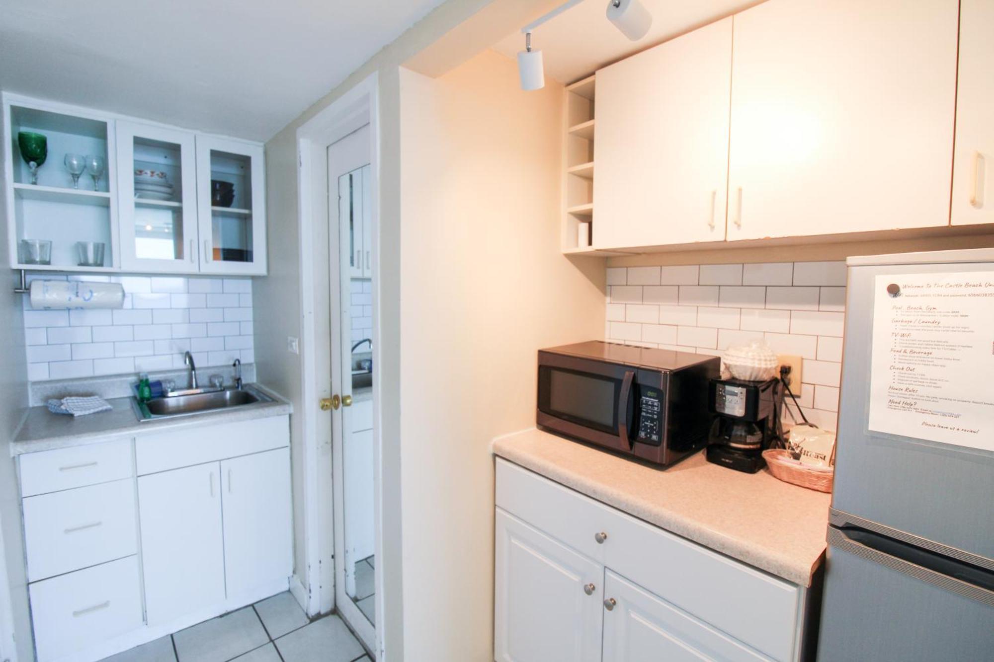 Castle 1733 Ocean View Studio With Direct Beach Access, Pool, Tennis & Free Parking Miami Beach Exterior photo